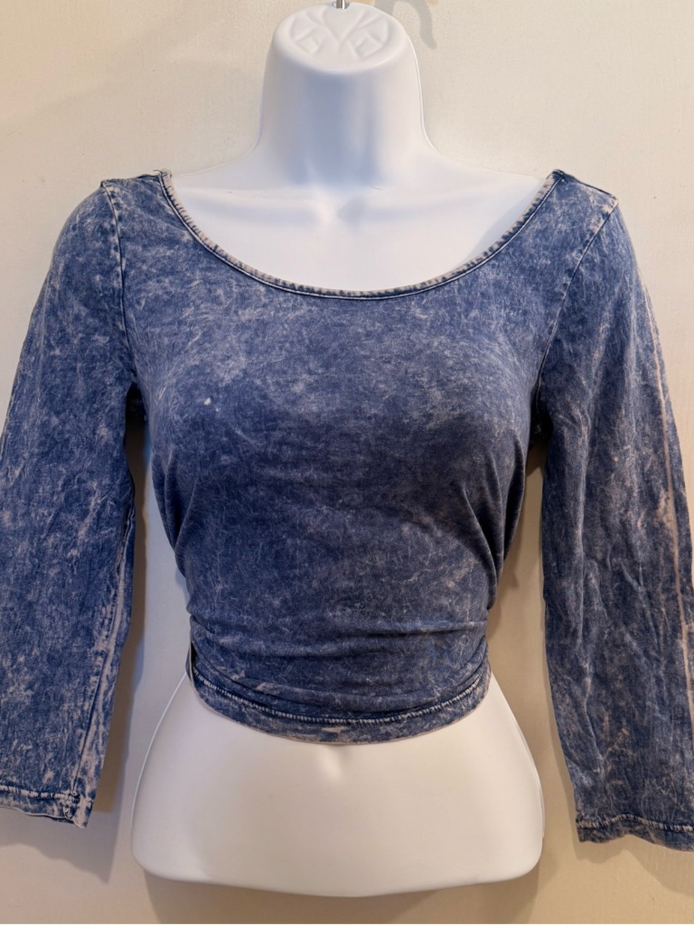 La Hearts Faded Blue Washed Long Sleeve Crop Top